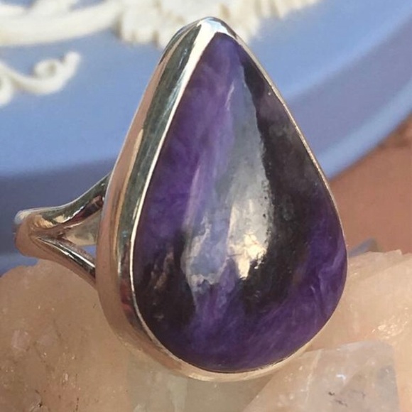 🔮🙌🏾 Handmade Purple Charoite Silver Ring - Picture 2 of 2